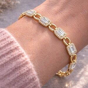 Emerald Cut Halo Link Bracelet – Gold Oval Chain | 6.5–7.5 Inch Adjustable